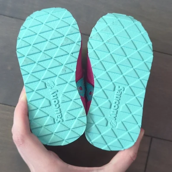 NWOT Toddler Size 4 Saucony Jazz Hook & Loop Sneaker - Picture 7 of 8